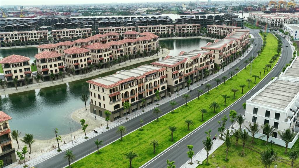 Bán shophouse vinhomes royal island hải phòng 90m2 kinh đô, chỉ ~8,45 tỷ sau voucher
