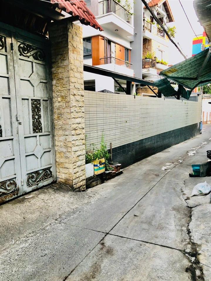 Bán gấp nhà 1/ra đường 4 linh tây thủ đức