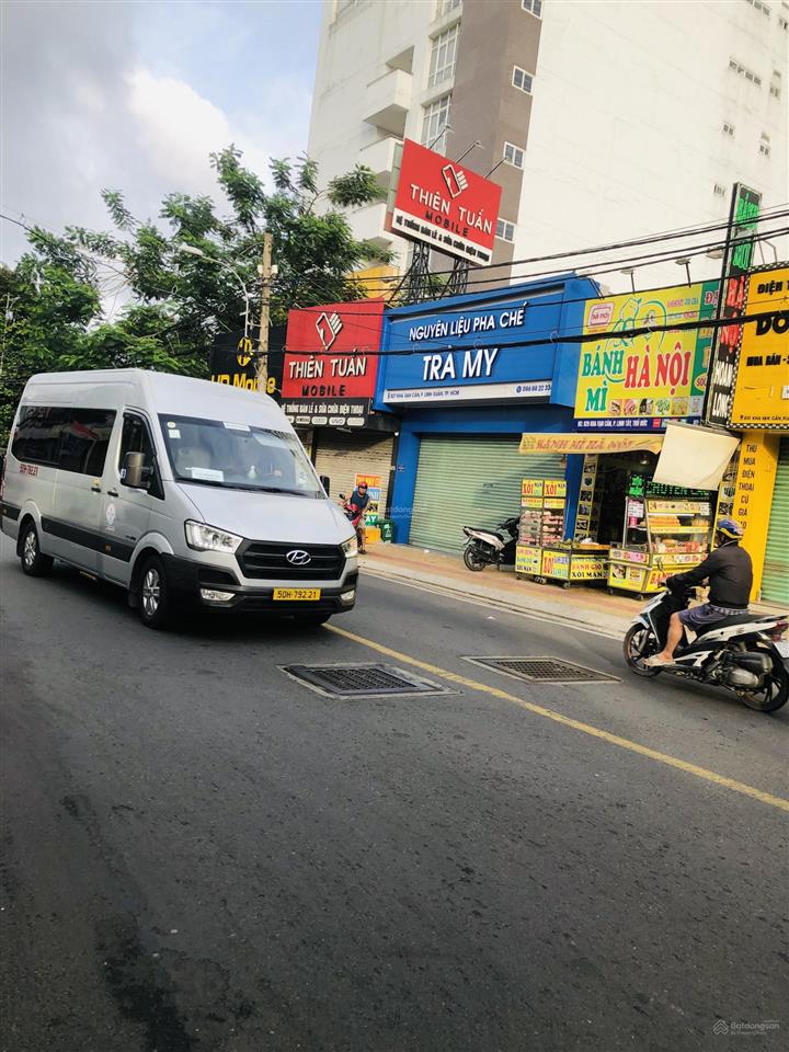 Bán gấp nhà hxh 7 chỗ hẻm đường kha vạn cân thủ đức