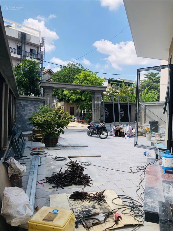 Cho thuê nhà nguyên căn gần hoàng diệu 2 thủ đức