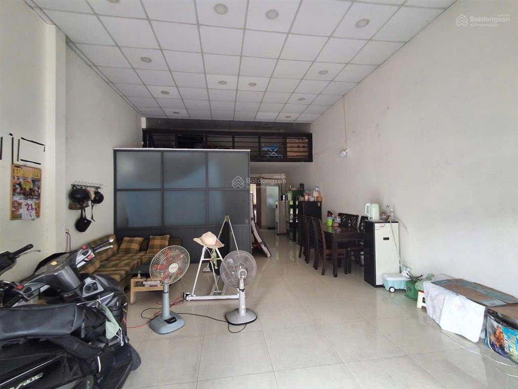 Bán gấp np đẹp tại q. tân phú, dt 595m2, giá bán 56 tỷ  nhiều tiện ích xung quanh