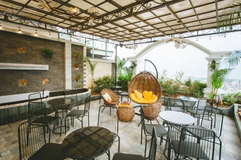 Bán khách sạn 7 tầng đẹp xuất sắc tại bãi cháy, 32 tỷ, 114m2