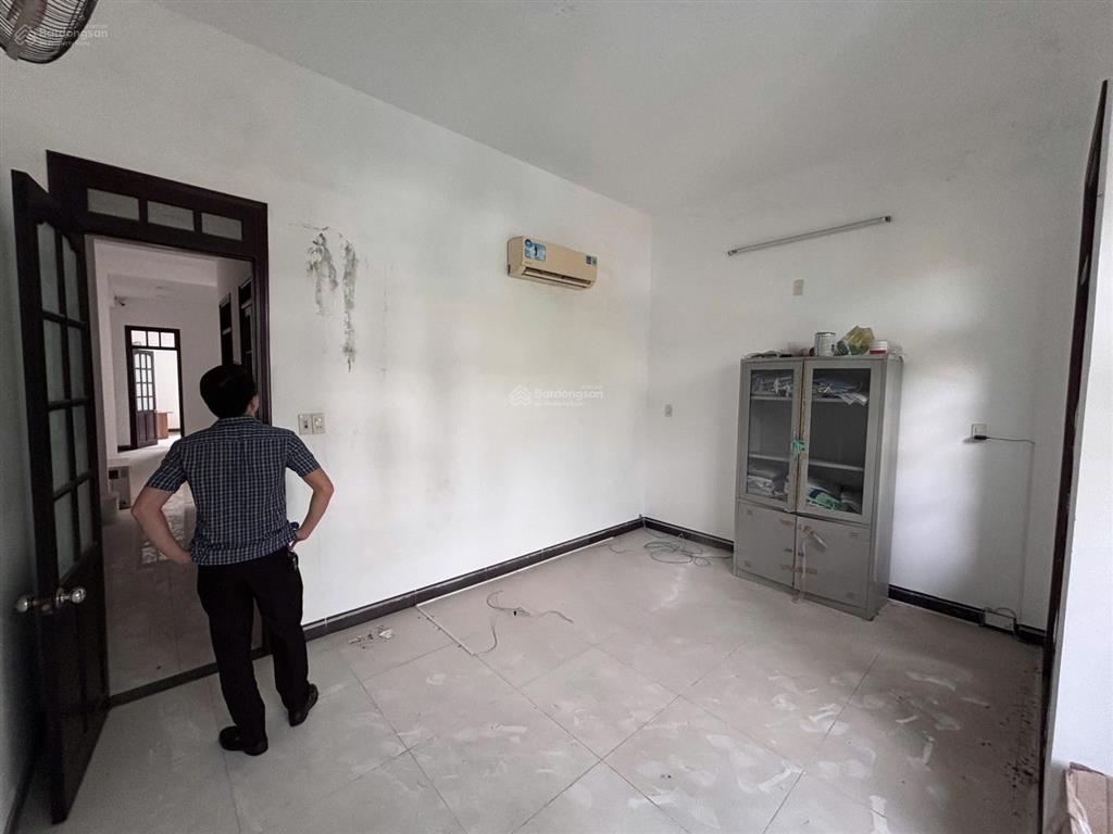Bán nhà 4 tầng hòa xuân  đà nẵng 100m² giá chỉ 10,5 tỷ