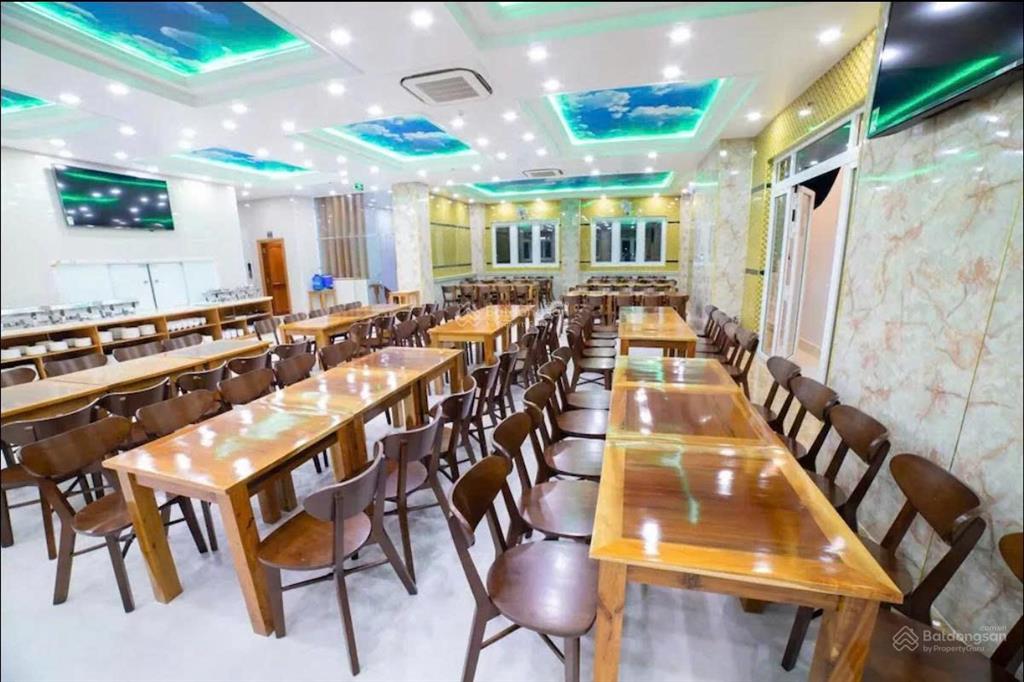 Chuyển nhượng khách sạn mặt tiền trung tâm dương đông, phú quốc giá 63 tỷ