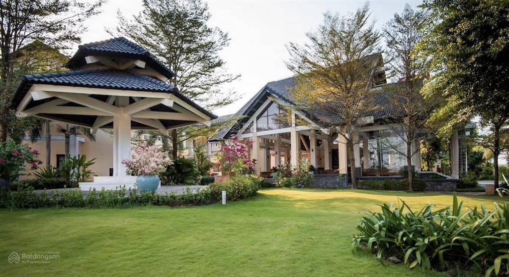Bán resort eden phú quốc 9000m tiêu chuẩn 4*. giá bán 450 tỷ