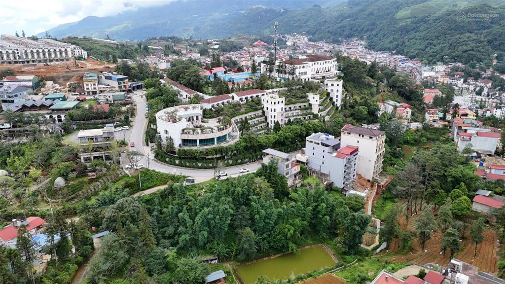 Bán đất mặt phố thác bạc giá hời trung tâm sa pa 1.000m2 giá 23 tỷ