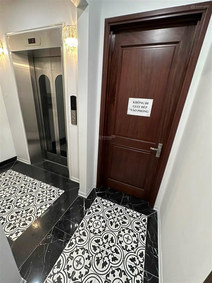 Bán toà apartment 114m2 tại tức mạc, hoàn kiếm, 79,9 tỷ, giá siêu hời