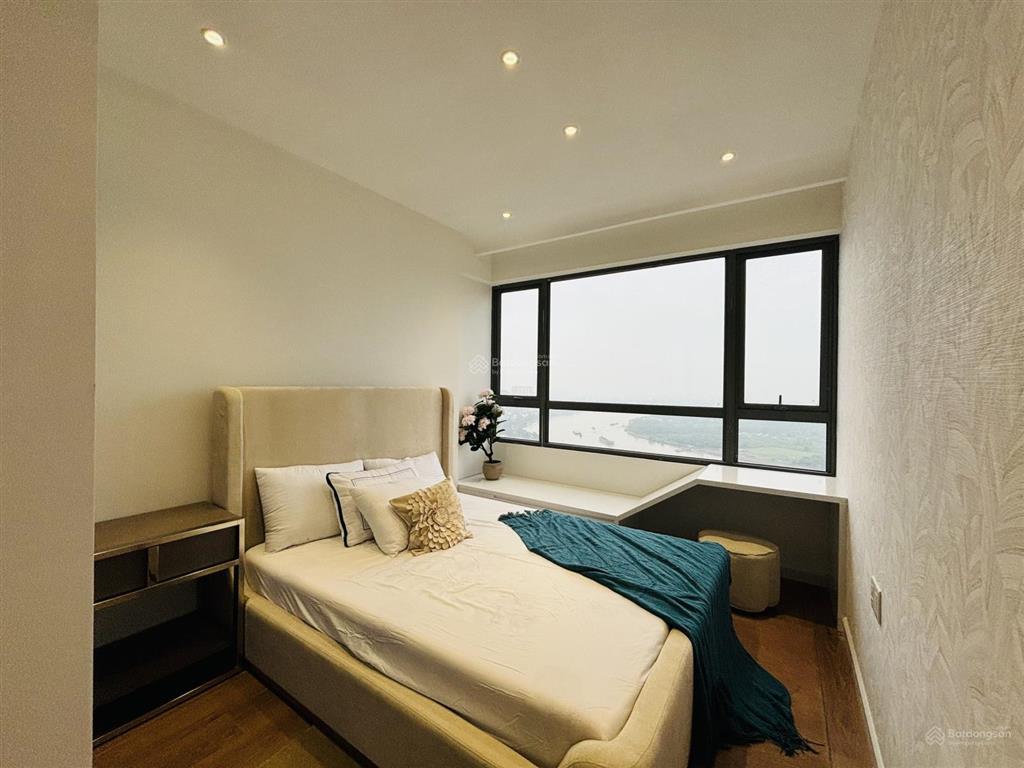 Bán 2pn view sông siêu đẹp, làm việc chính chủ, thương lượng mạnh, hỗ trợ vay 75%.  em quỳnh