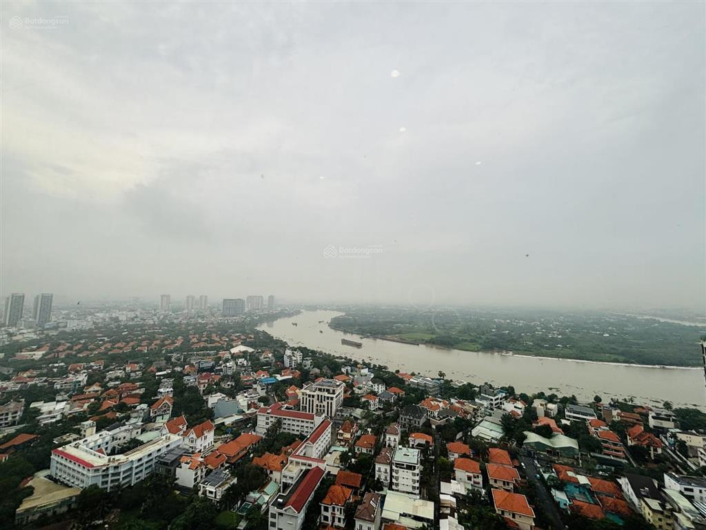 Bán 2pn view sông siêu đẹp, làm việc chính chủ, thương lượng mạnh, hỗ trợ vay 75%.  em quỳnh