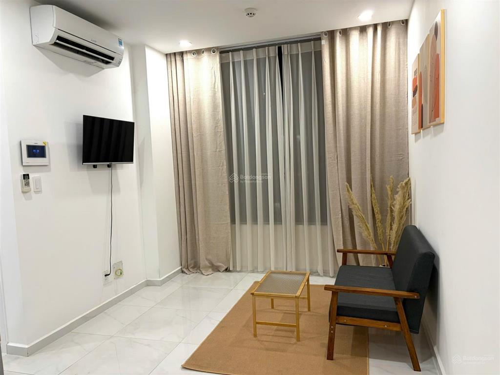 Cho thuê 1pn giá cạnh tranh precia  12tr. nội thất mới tinh, nhận nhà ngay.  em quỳnh xem nhà ạ