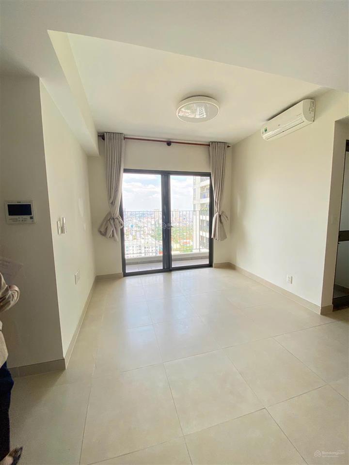 Tin thật 100%, bán ch 2pn giá 6tỷ550, có nội thất, view đẹp.  xem nhà 0981 067 ***