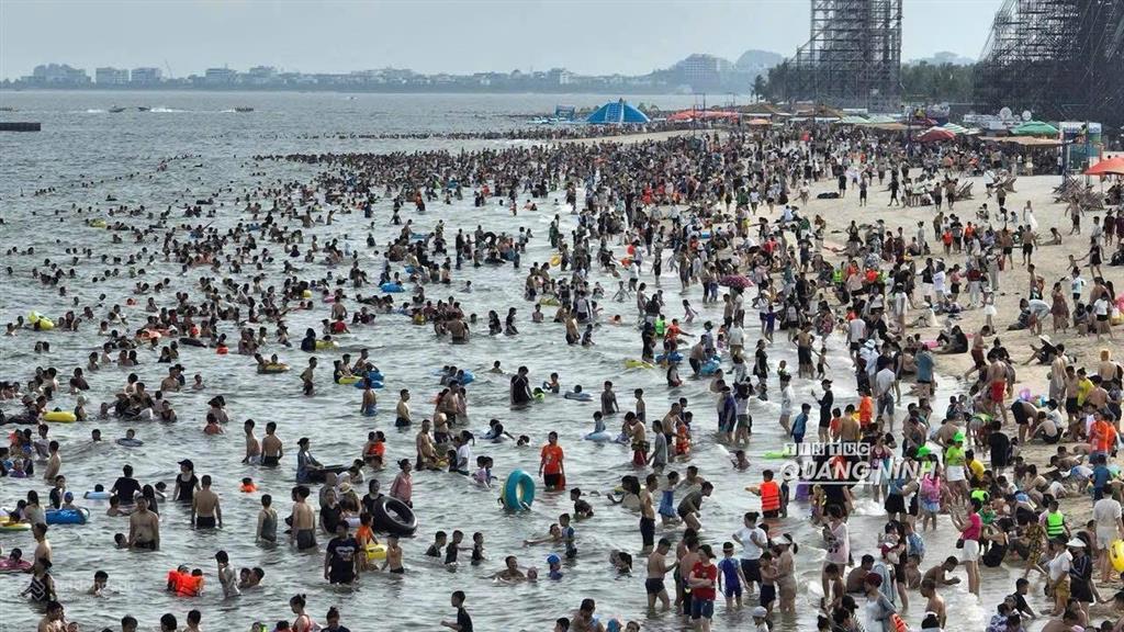 Căn studio view chéo biển bãi tắm bãi cháy giá tốt chỉ 1,8 tỷ