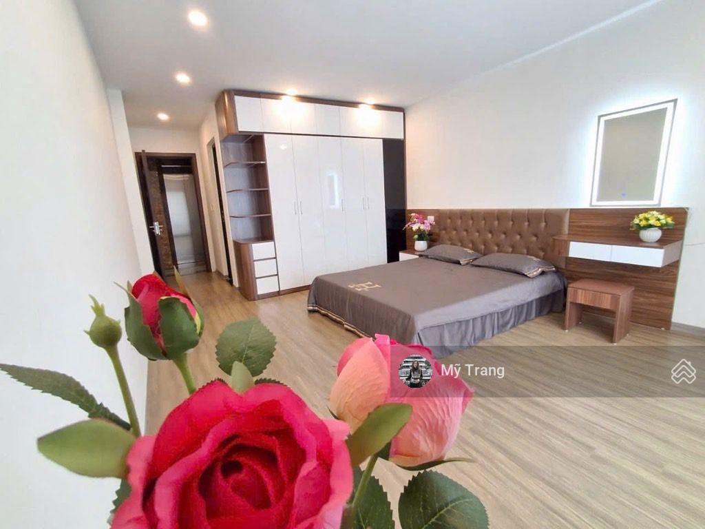 Bán nhà long biên 6 tầng thang máy gara ô tô 47m2 hơn 11 tỷ