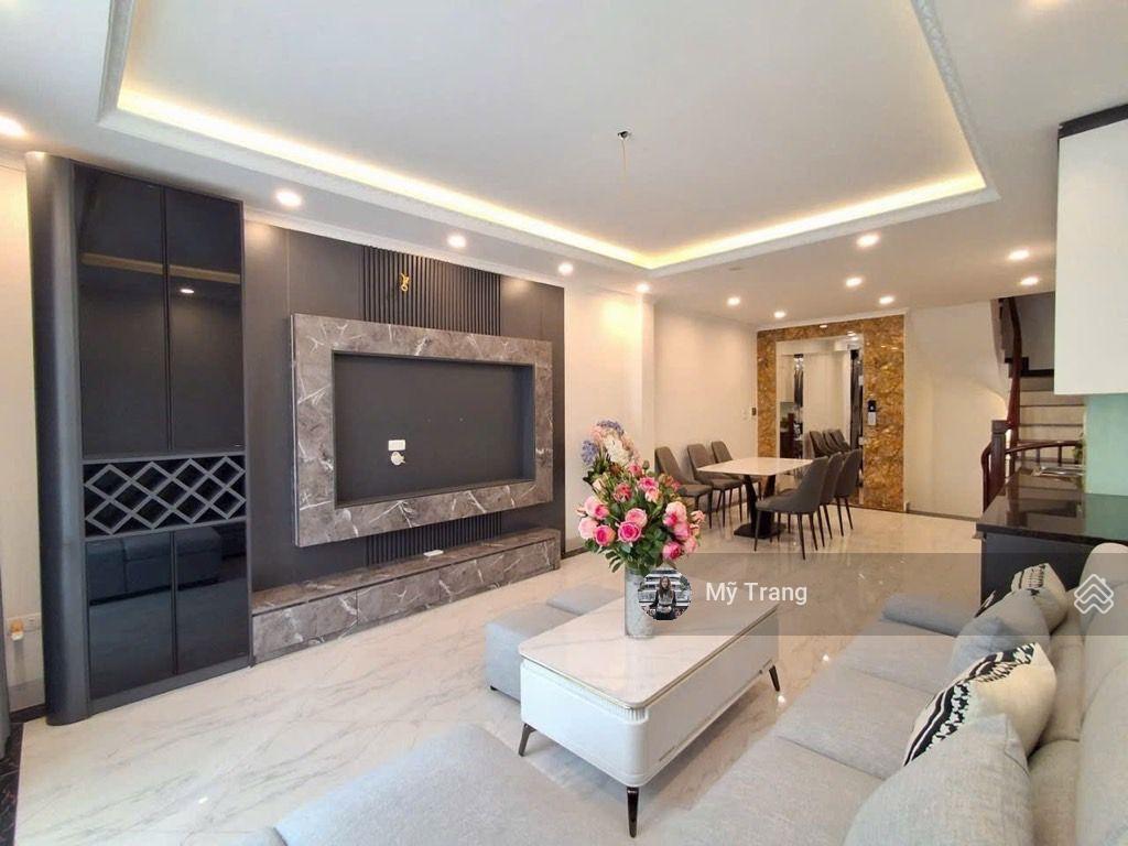 Bán nhà long biên 6 tầng thang máy gara ô tô 47m2 hơn 11 tỷ