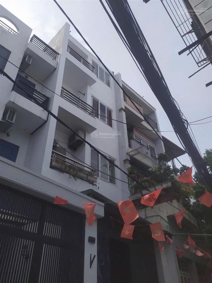 Chính chủ bán nhà việt hưng  83m2*4 tầng dân xây  ô tô vào nhà  cần tiền bán nhanh giá đầu tư