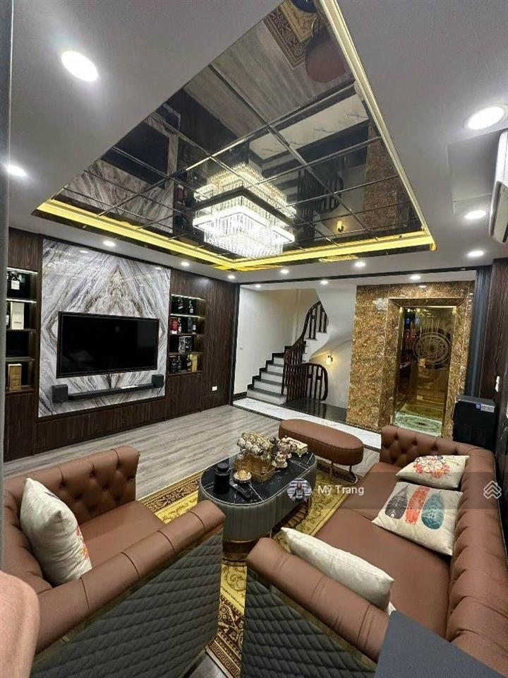 Siêu phẩm 6 tầng long biên  gần cầu vĩnh tuy  40m2 thang máy  full nội thất xịn