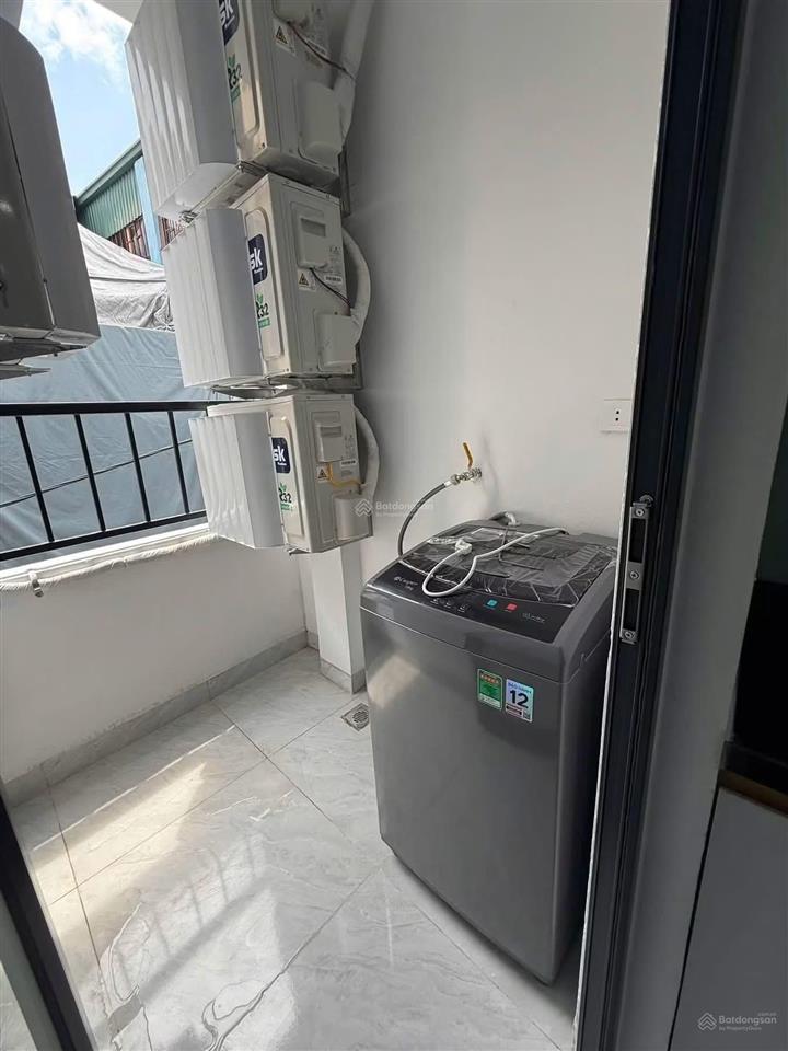 4 triệu  ccmn tại phúc đồng nguyễn văn linh 20m2  full nội thất