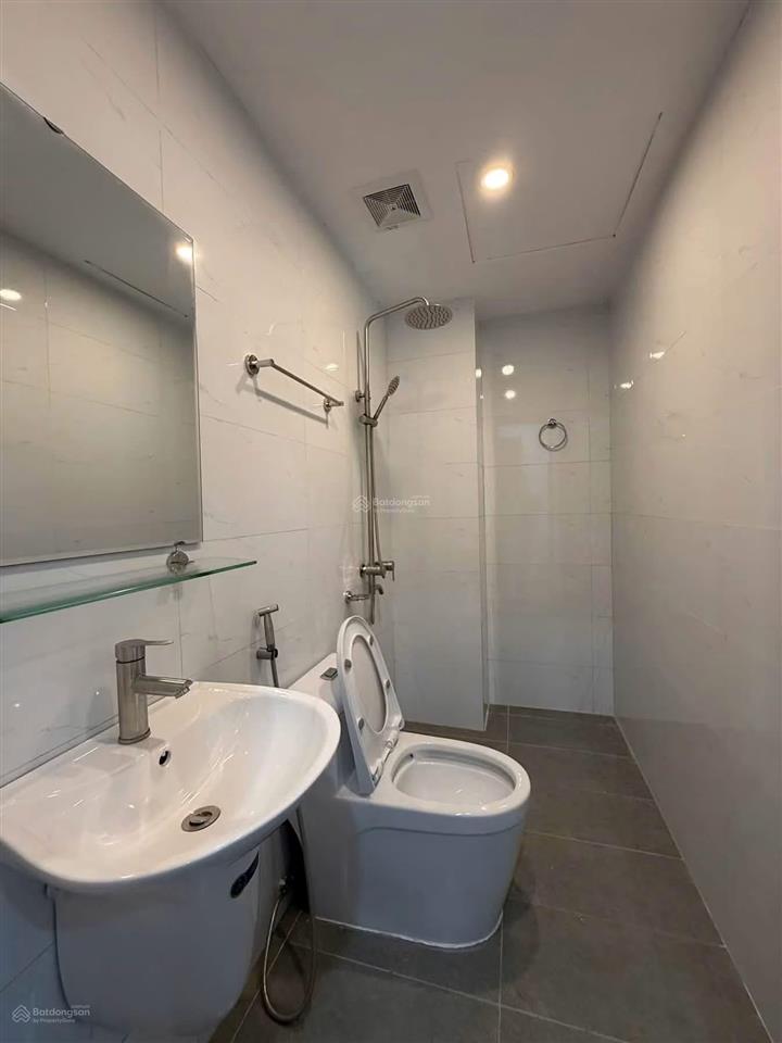 4 triệu  ccmn tại phúc đồng nguyễn văn linh 20m2  full nội thất