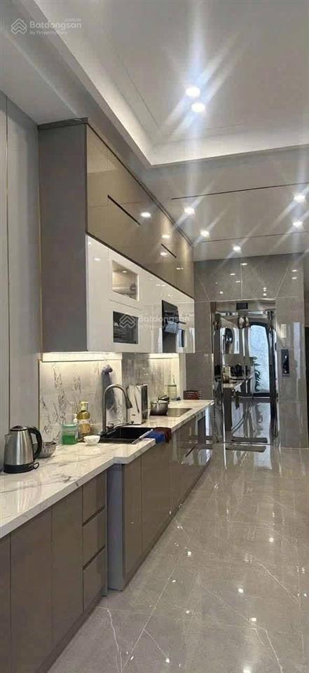 25 triệu  nguyên căn nhà hồng tiến 55m2*6tầng  thang máy  nội thất châu âu