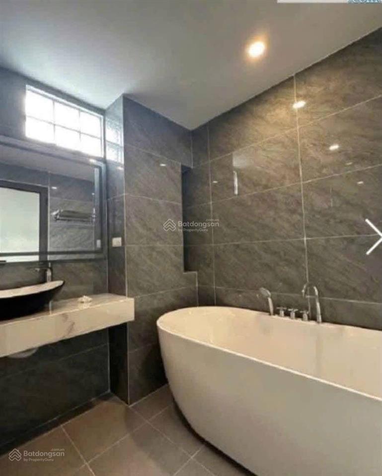 25 triệu  nguyên căn nhà hồng tiến 55m2*6tầng  thang máy  nội thất châu âu