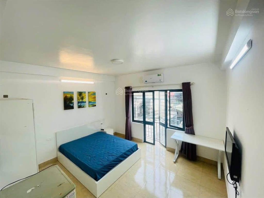 4 triệu  căn hộ khép kín tại bồ đề 30m2  thang máy  ô tô đỗ cửa  full nội thất