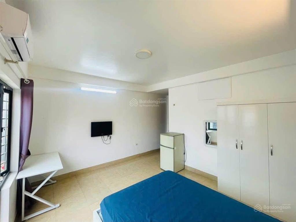 4 triệu  căn hộ khép kín tại bồ đề 30m2  thang máy  ô tô đỗ cửa  full nội thất