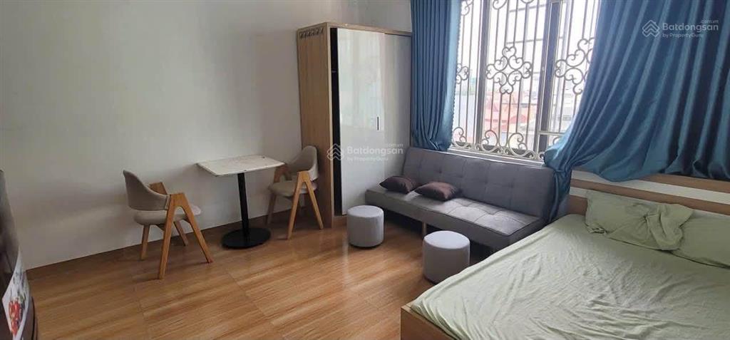 4 triệu  chkk tại hoa lâm  việt hưng 30m2  thang máy  full nội thất
