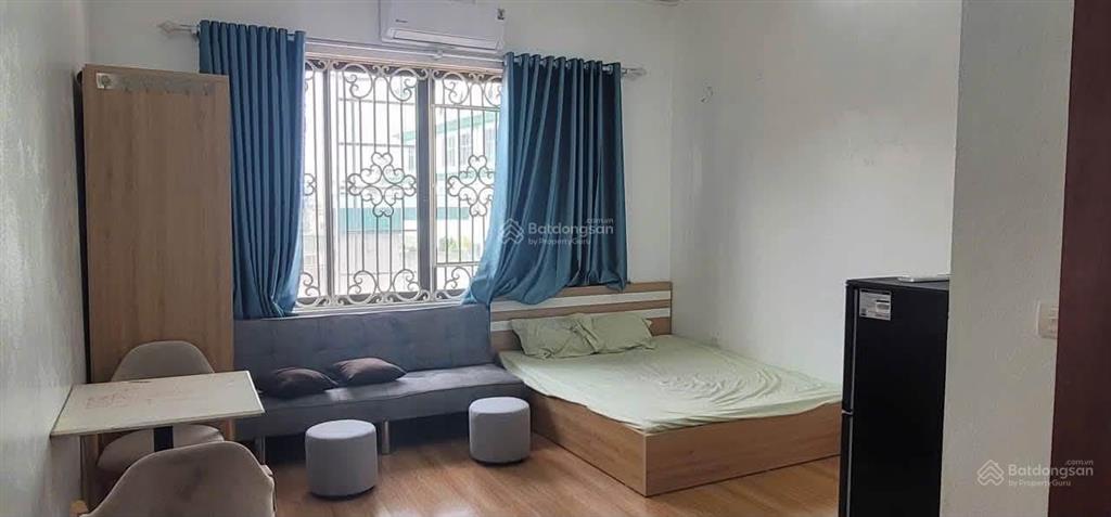 4 triệu  chkk tại hoa lâm  việt hưng 30m2  thang máy  full nội thất