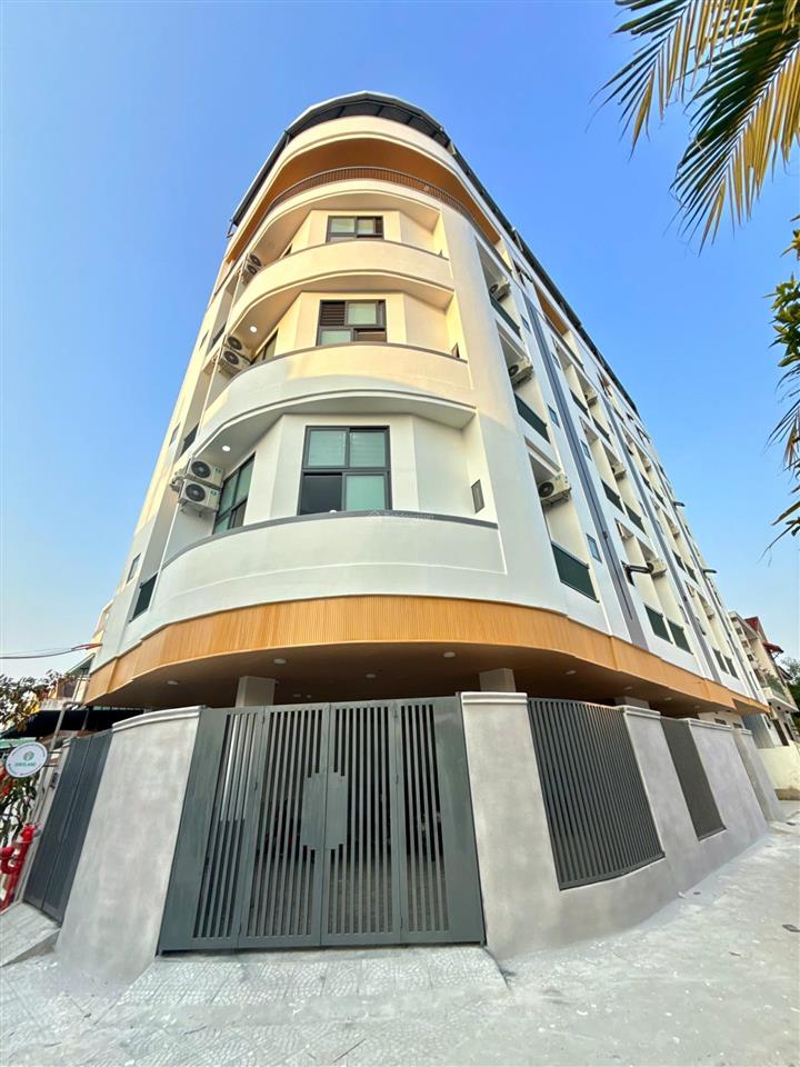 Bán tòa căn hộ 31 phòng + 1 penhouse, lô góc 2 mặt tiền khu vực hòa xuân doanh thu 180tr/tháng