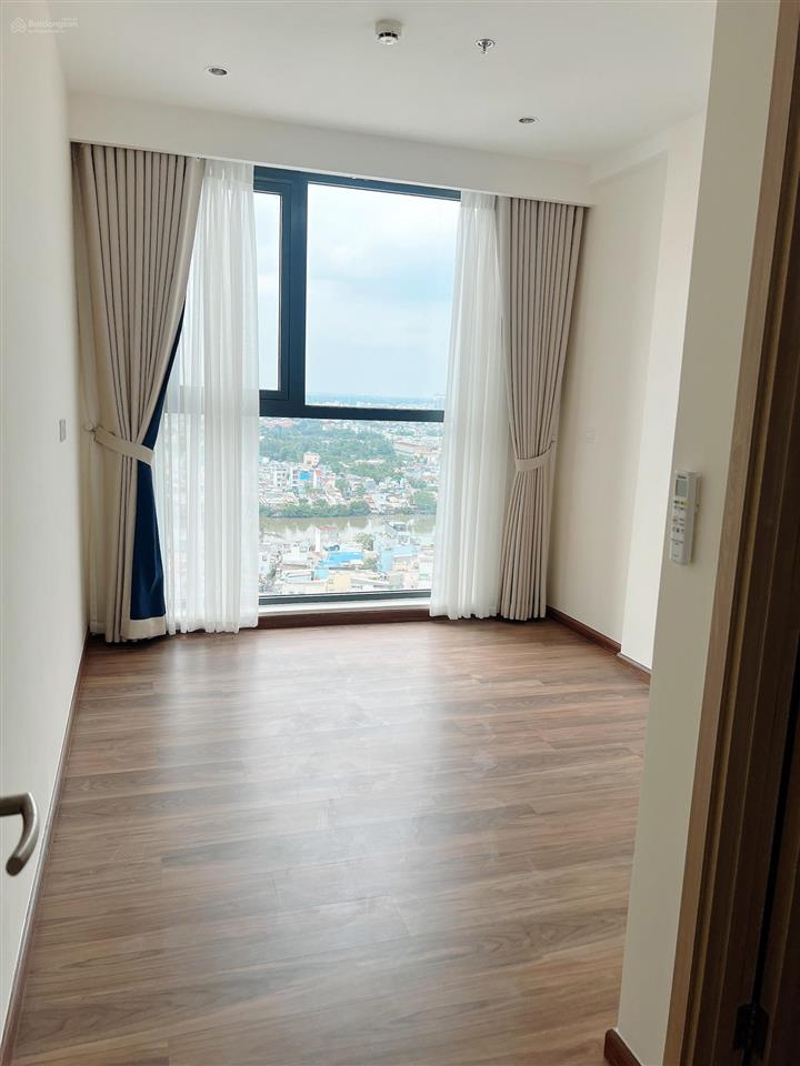 Cho thuê căn hộ 68m2 2pn 2wc ntcb 11tr/th