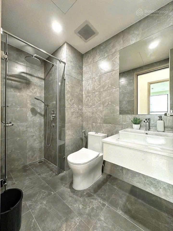 Cho thuê căn hộ 68m2 2pn 2wc ntcb 11tr/th