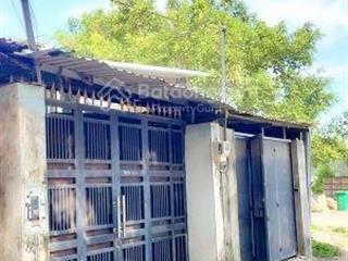 Nhà rộng 136m2 hiệp bình phước hẻm 5m có sân đậu ô tô giá tốt