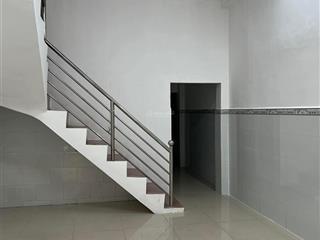 Nhà 2 tầng hiệp bình phước gần ql13 sát vạn phúc city đã sửa mới ở ngay