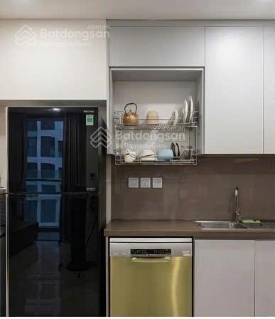 Hot hot 2pn 74m2 full đồ tòa a view sân golf giá sốc 13.5tr tại sunshine iconic,  em 0981 057 ***