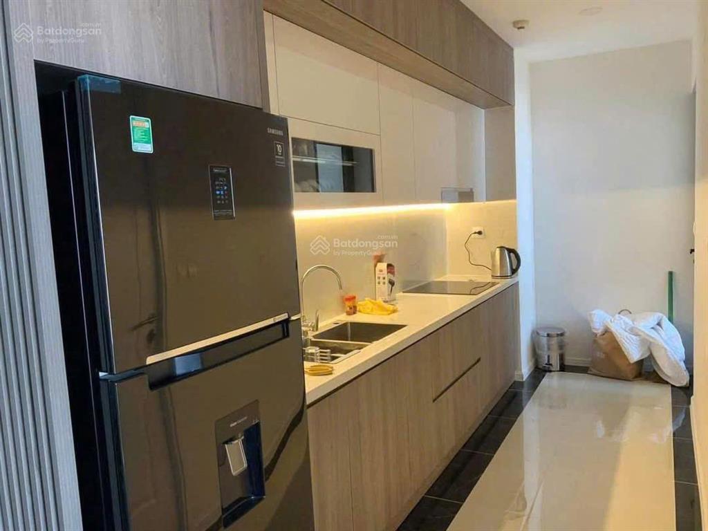 Bán gấp căn 3pn 3wc 111m2 giá chỉ 8.8 tỷ, đã có sổ,  em 0981 057 ***