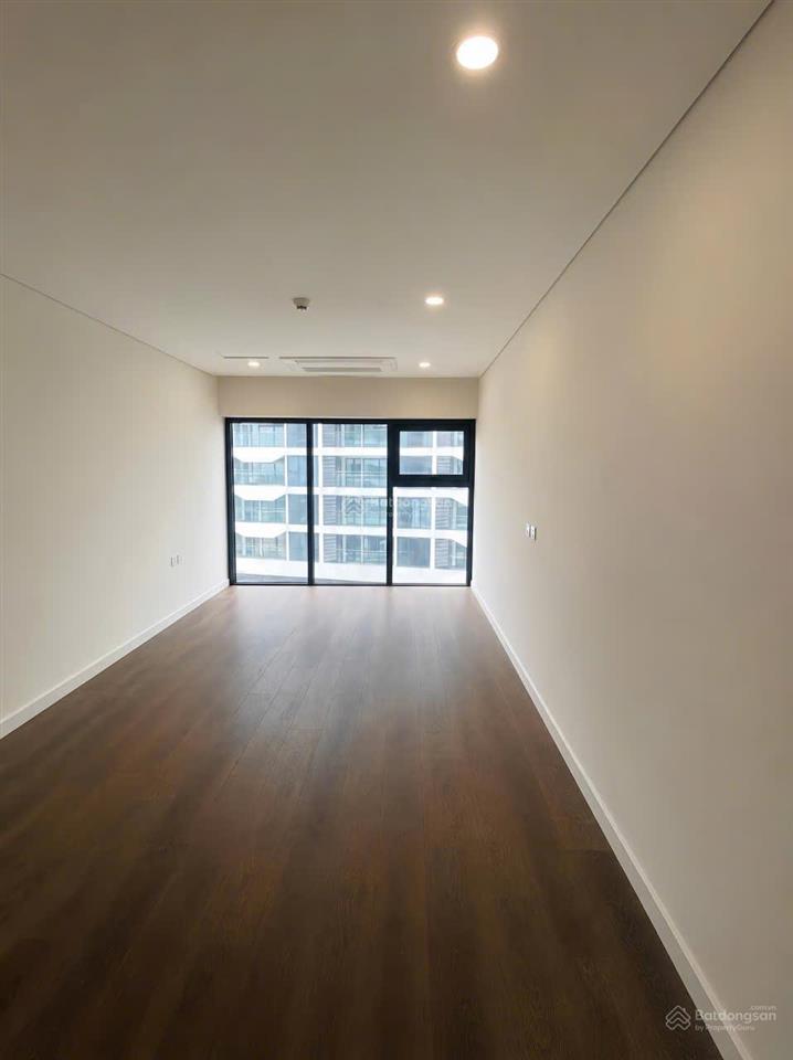 Thuê 3pn2vs 108m2 chỉ 13tr/tháng tại sunshine green iconic,  em 0981 057 ***