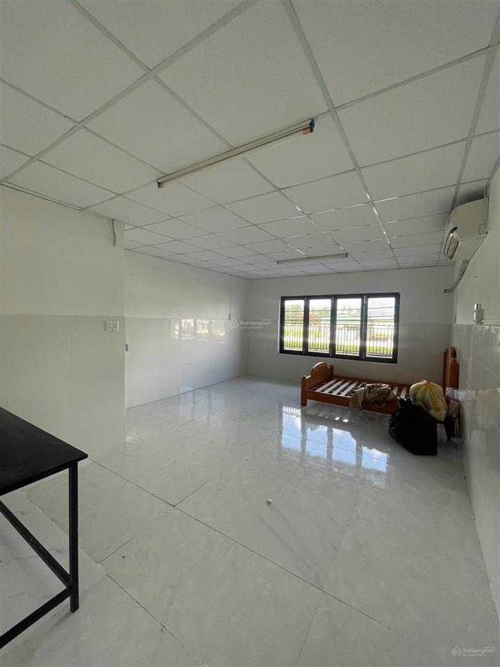 Cần đổi chủ cho cổ máy hái ra tiền .dãy trọ 2 tầng .8phong đang.có dòng tiền full 7 phòng