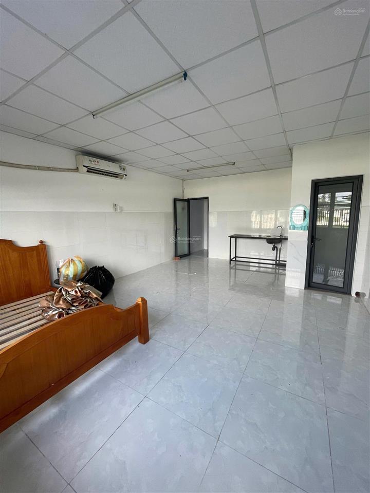 Cần đổi chủ cho cổ máy hái ra tiền .dãy trọ 2 tầng .8phong đang.có dòng tiền full 7 phòng