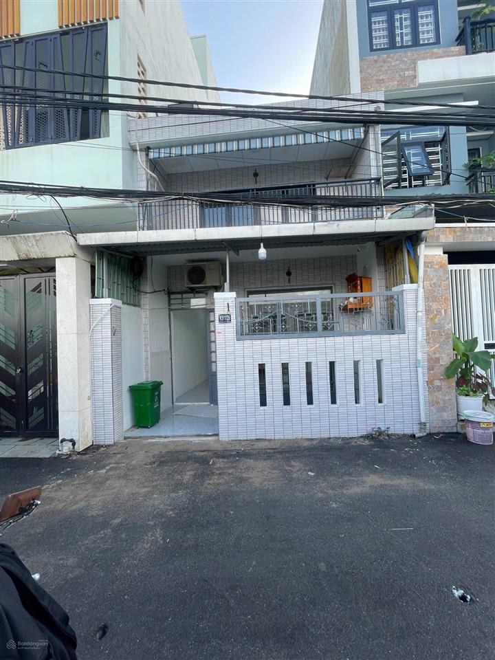 Cần đổi chủ cho cổ máy hái ra tiền .dãy trọ 2 tầng .8phong đang.có dòng tiền full 7 phòng