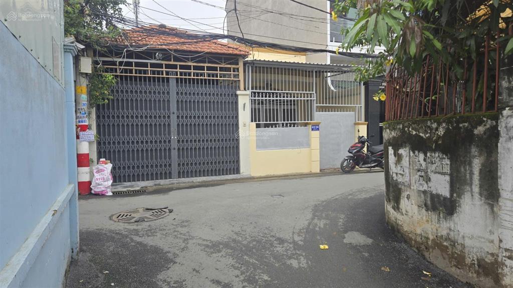 Cho thuê nhà nguyên căn 82/28 đường số 2 hbp, hxh rộng, gần chợ, đh luật, cầu ông dầu  8.5tr/th
