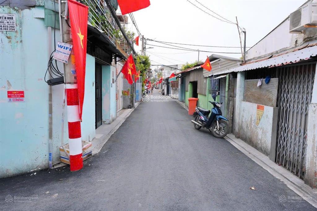 Cho thuê nhà nguyên căn 82/28 đường số 2 hbp, hxh rộng, gần chợ, đh luật, cầu ông dầu  8.5tr/th