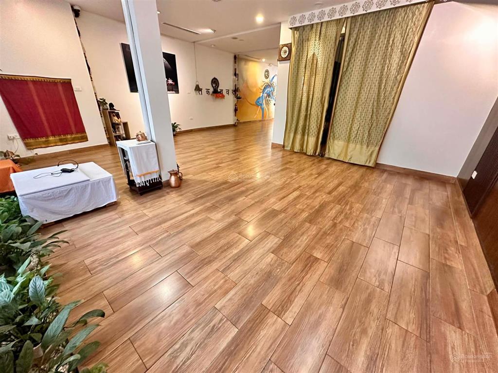 Bán nhà liền kề ngõ 25a lê văn lương khu học viện tư pháp ô tô đỗ cửa