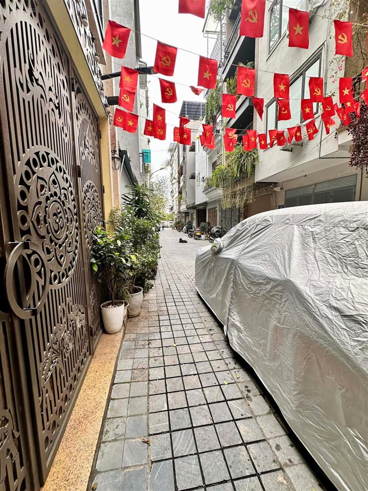 Bán nhà liền kề ngõ 25a lê văn lương khu học viện tư pháp ô tô đỗ cửa