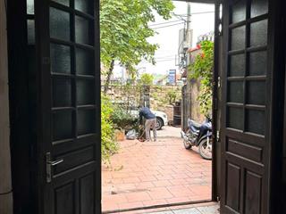 Bán nhà mặt tiền đường ngọc thụy diện tích 6m x 25m 150m², vị trí đẹp, tiềm năng sinh lời cao