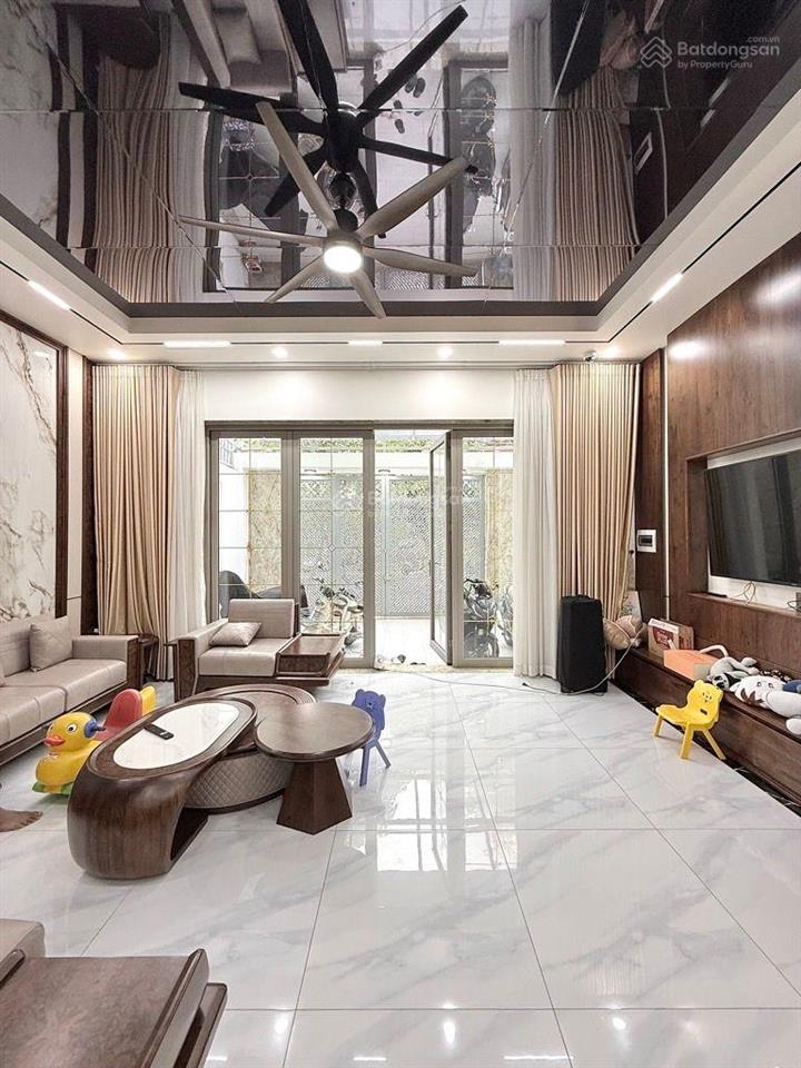 Nhà có thang máy mặt tiền kinh doanh khu tên lửa bình tân tp hồ chí minh