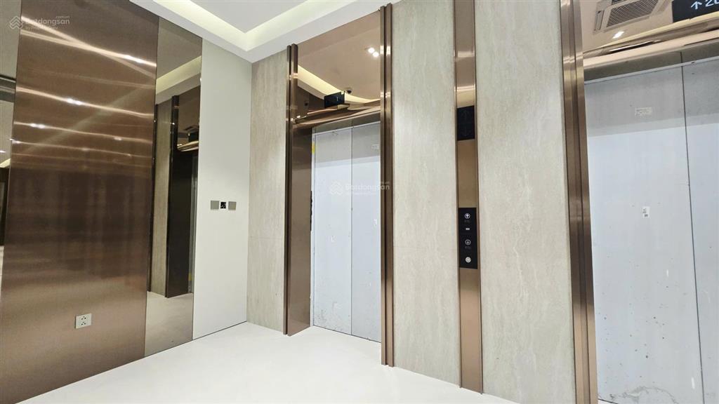 Cực hiếm! chính chủ bán căn 2pn 2wc diện tích 65m2 view sông nhận nhà ở ngay, giá 4,2 tỷ