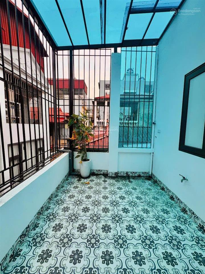 Phân lô đường láng ô tô dừng đỗ  5 tầng thang máy  nội thất nhập khẩu  2 mặt thoáng vĩnh viễn