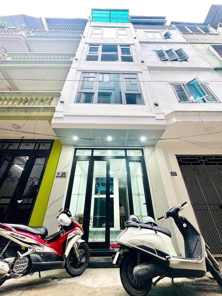 Phân lô đường láng ô tô dừng đỗ  5 tầng thang máy  nội thất nhập khẩu  2 mặt thoáng vĩnh viễn