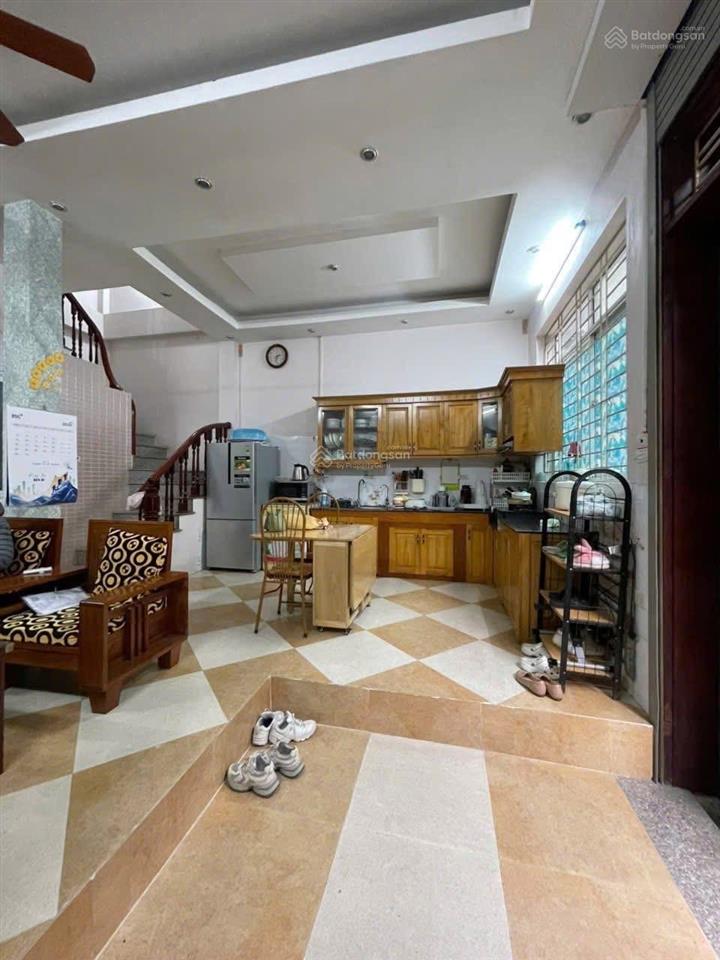 Bán nhà nguyễn văn huyên cầu giấy
kết nối nhanh các tuyến chùa hà nguyễn khánh toàn