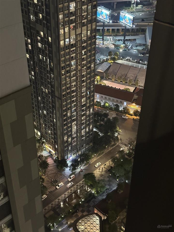 Cho thuê căn góc tầng cao land mark 2, 2pn 88m2, full nội thất cao cấp